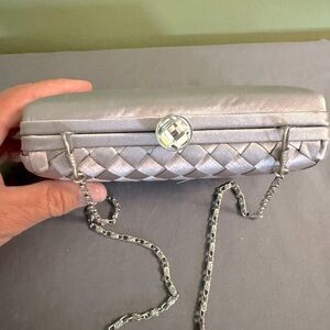 Elegant Silver Satin Woven Convertible Clutch/Shoulder Bag W/ Green Jewel Clasp